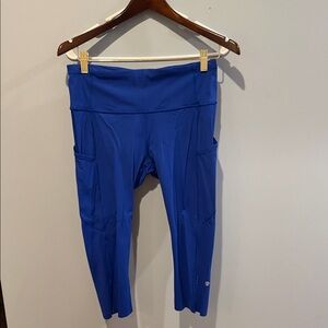 lululemon athletica Royal Blue Leggings with side pockets